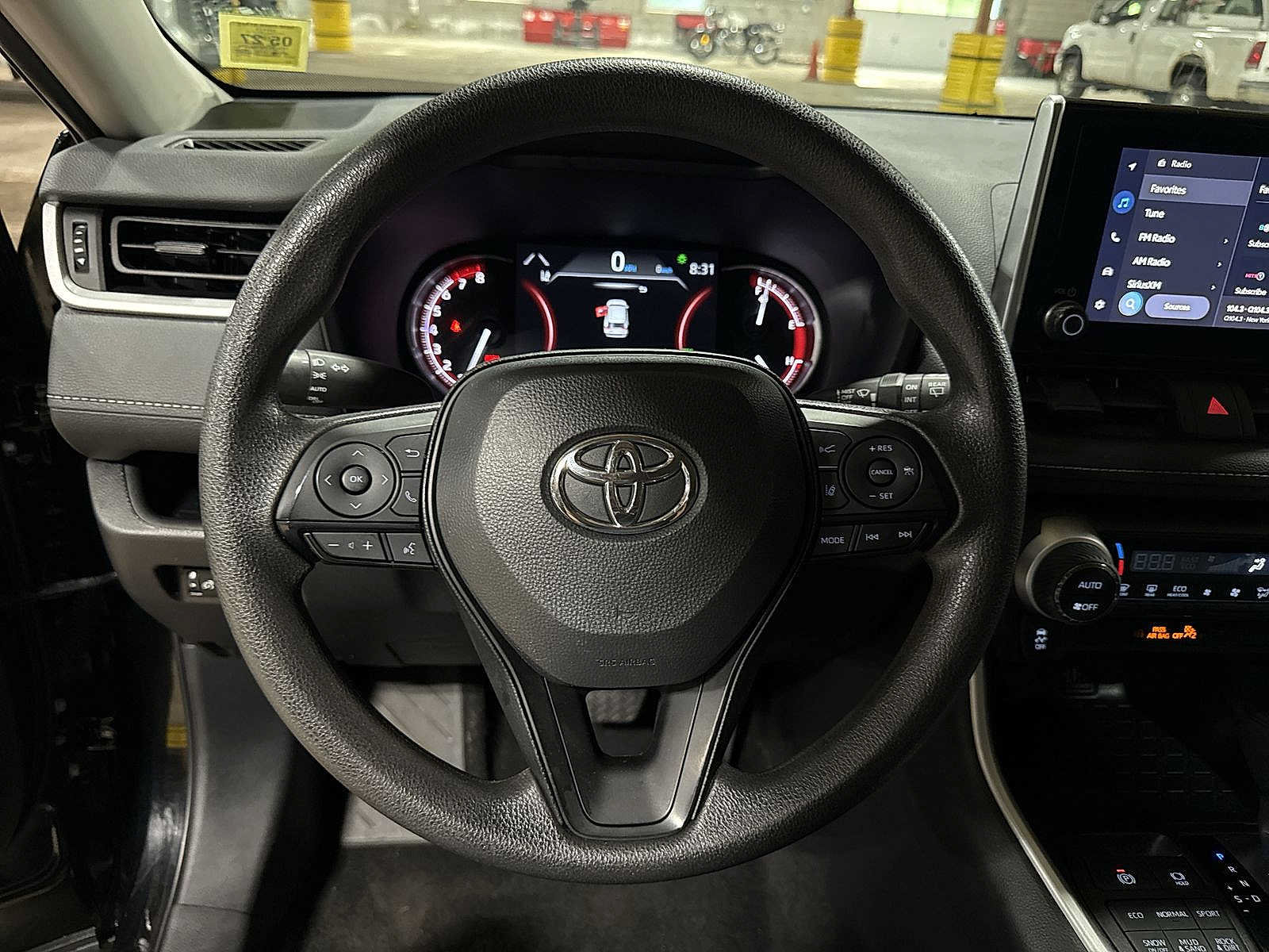 Certified 2025 Toyota RAV4 XLE AWD/4WD image 18