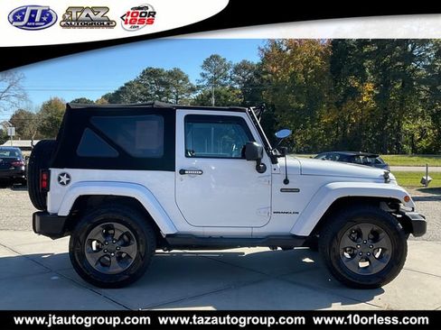 Used 2017 Jeep Wrangler Sport AWD/4WD image 8