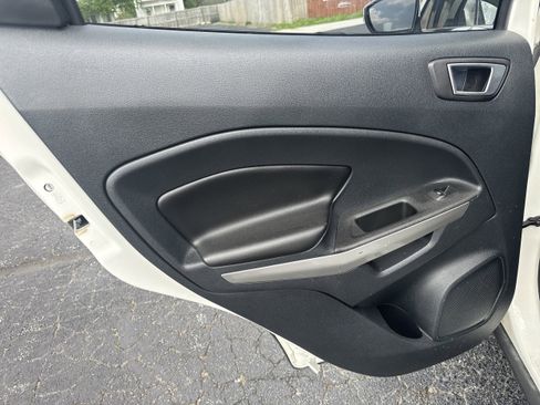 Used 2019 Ford EcoSport Titanium image 8