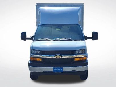 New 2025 Chevrolet Express 3500 w/ Power Convenience Package