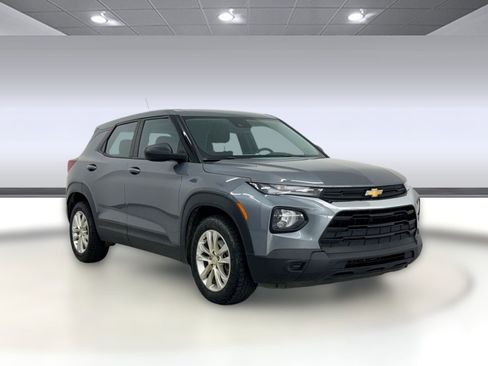 Used 2021 Chevrolet TrailBlazer LS FWD image 6