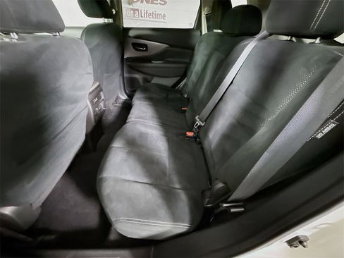 Used 2020 Nissan Murano S image 25