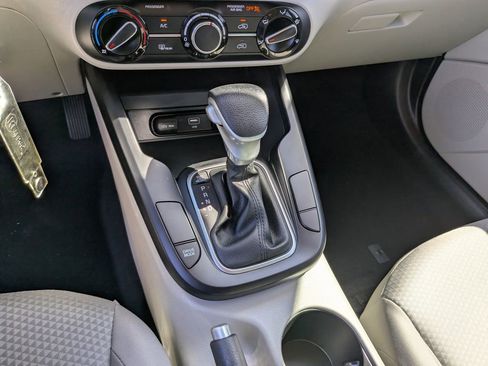 Certified 2023 Kia Soul LX FWD image 25