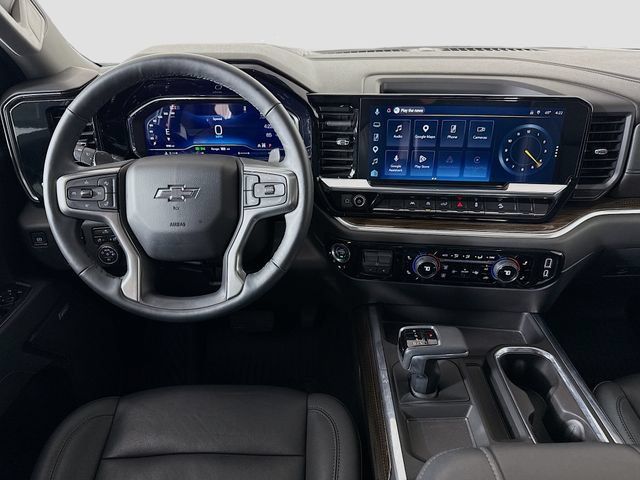Used 2025 Chevrolet Silverado 1500 LT Trail Boss w/ Convenience Package II AWD/4WD image 23