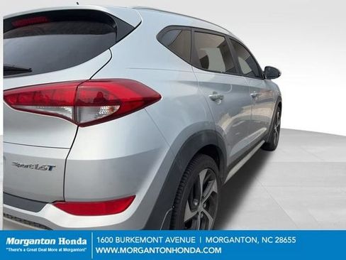 Used 2017 Hyundai Tucson Sport FWD image 5
