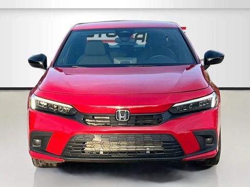 Used 2022 Honda Civic Sport image 2