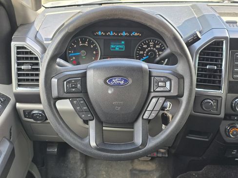 Used 2016 Ford F150 XLT AWD/4WD image 6
