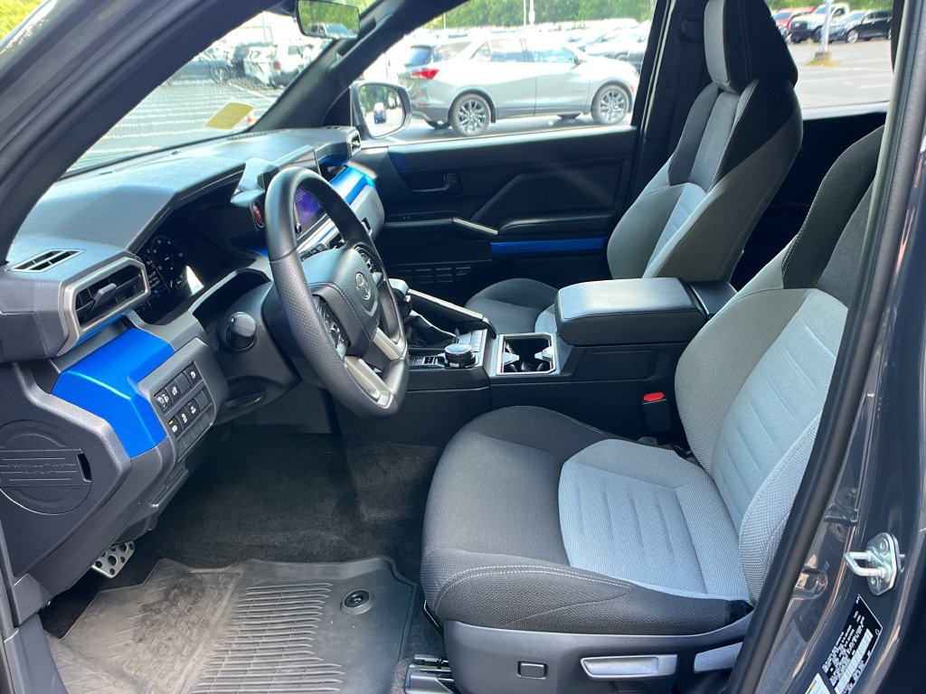 Used 2025 Toyota 4Runner TRD Sport AWD/4WD image 9