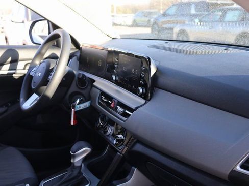 New 2026 Kia Seltos LX image 10