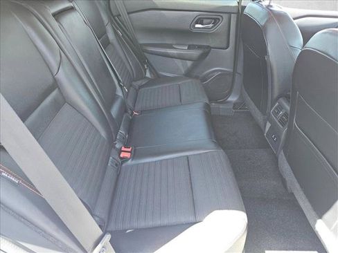 Certified 2025 Nissan Rogue SV AWD/4WD image 24
