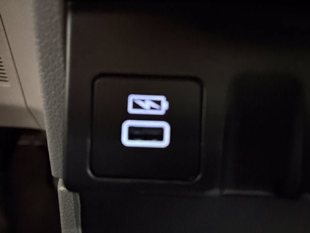 Used 2024 Honda Odyssey Touring image 23