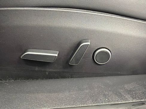 Used 2022 Tesla Model 3 Long Range AWD/4WD image 24