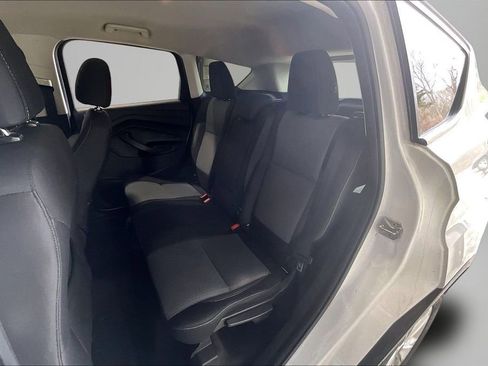 Used 2017 Ford Escape SE w/ Equipment Group 201A image 22