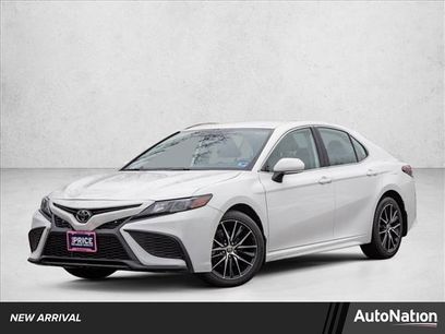 Used 2022 Toyota Camry SE w/ Convenience Package