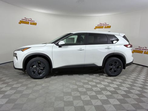 New 2026 Nissan Rogue SV image 2