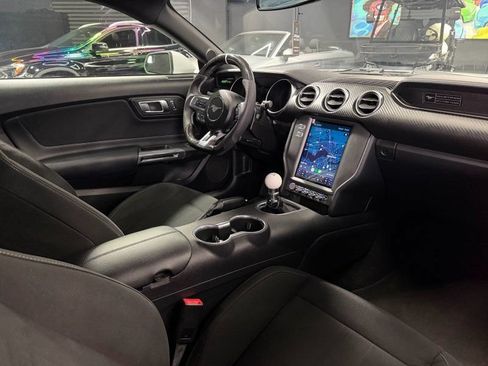 Used 2020 Ford Mustang Coupe w/ Black Accent Package RWD image 16