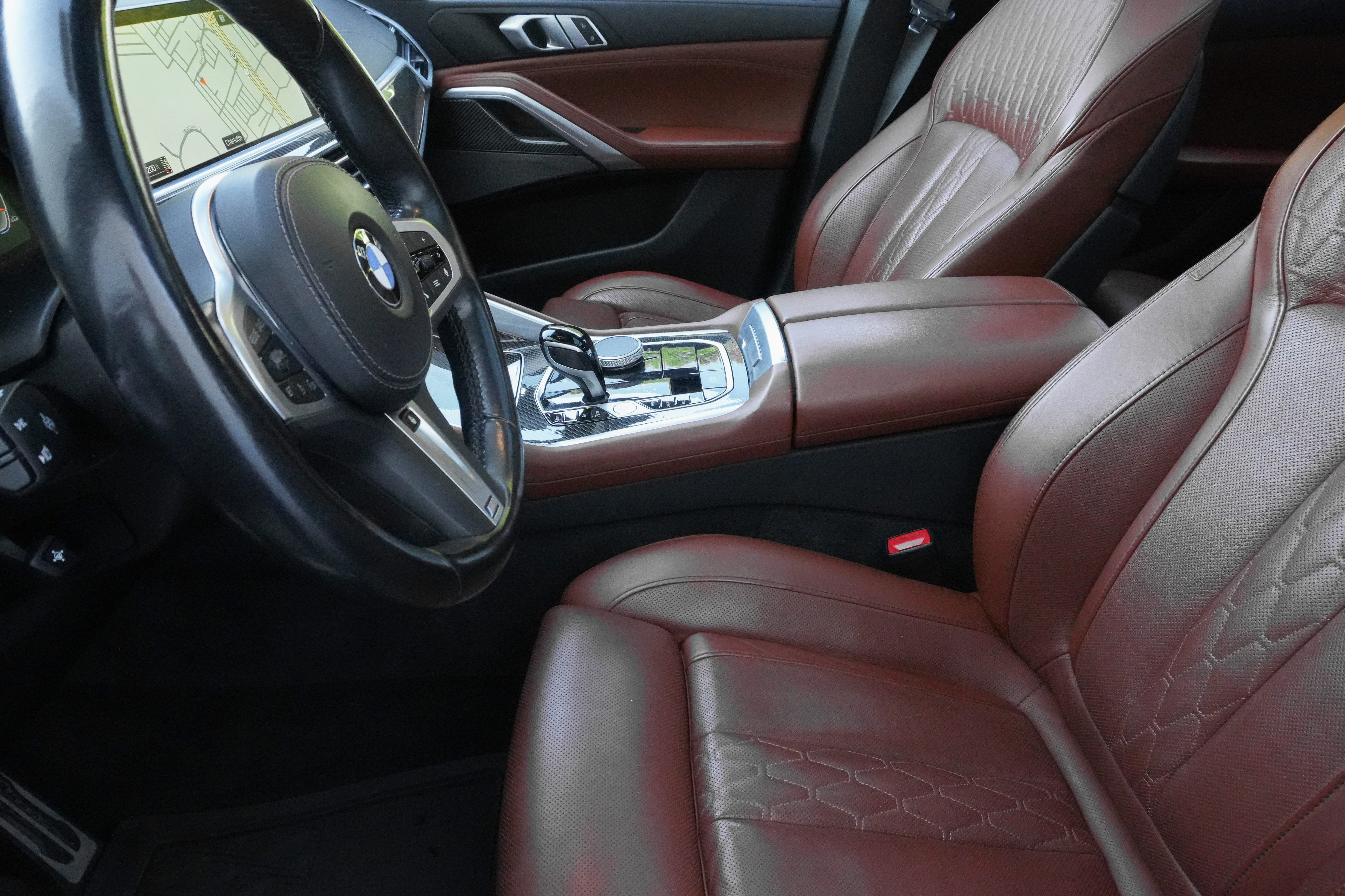 Used 2023 BMW X6 M50i w/ Parking Assistance Package AWD/4WD image 12