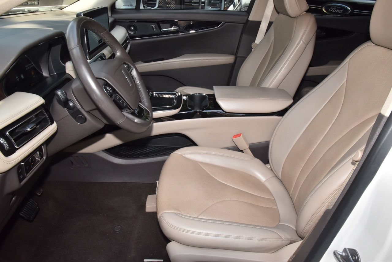 Used 2023 Lincoln Nautilus Reserve w/ Equipment Group 201A FWD image 13