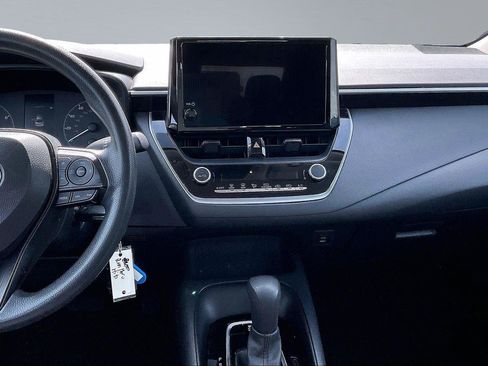 Used 2024 Toyota Corolla LE FWD image 6