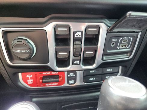 Used 2020 Jeep Gladiator Rubicon AWD/4WD image 22