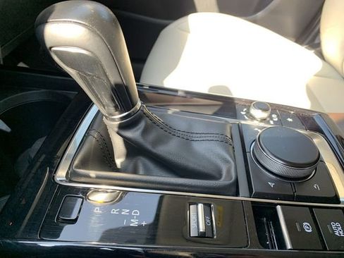 Used 2022 MAZDA CX-30 AWD 2.5 S w/ Premium Package image 25