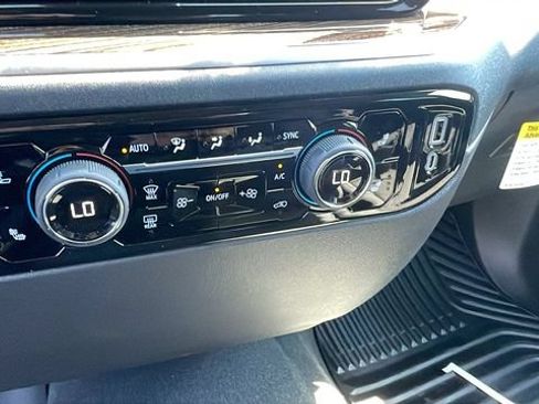 New 2026 Chevrolet Silverado 1500 LT AWD/4WD image 18