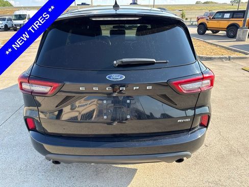 Used 2023 Ford Escape ST-Line AWD/4WD image 10