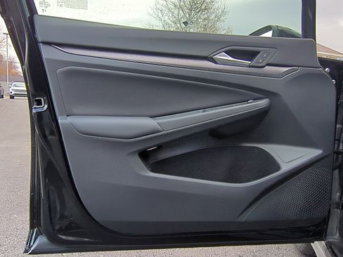 New 2026 Volkswagen GTI SE image 10