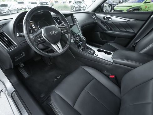 Used 2019 INFINITI Q50 Luxe w/ Essential Package (3.0T Luxe) image 16