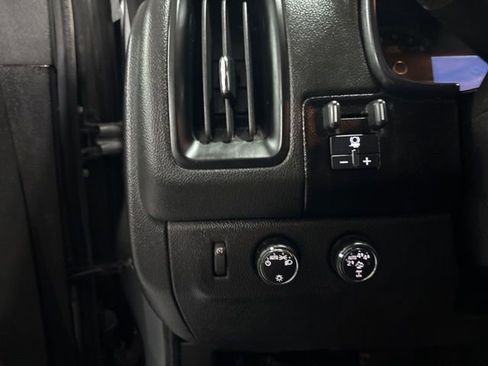 Used 2018 Chevrolet Colorado ZR2 AWD/4WD image 17