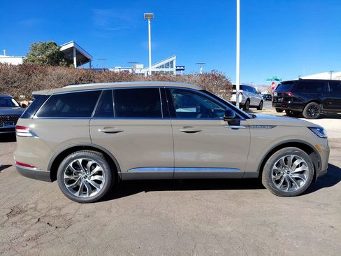 New 2026 Lincoln Aviator Reserve image 31