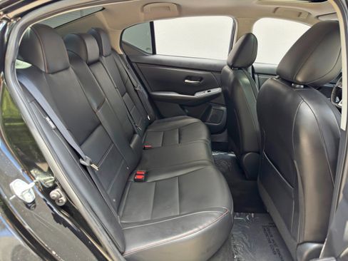 Used 2024 Nissan Sentra SR w/ SR Premium Package FWD image 35