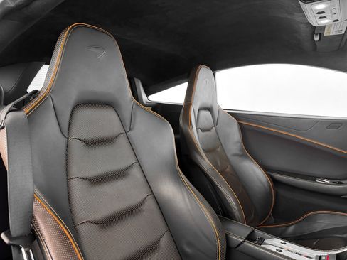 Used 2013 McLaren MP4-12C Coupe image 25