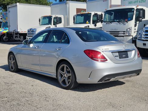 Used 2016 Mercedes-Benz C 300 4MATIC Sedan w/ Multimedia Package image 3