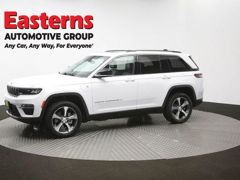 Used 2023 Jeep Grand Cherokee 4WD 4xe image 63