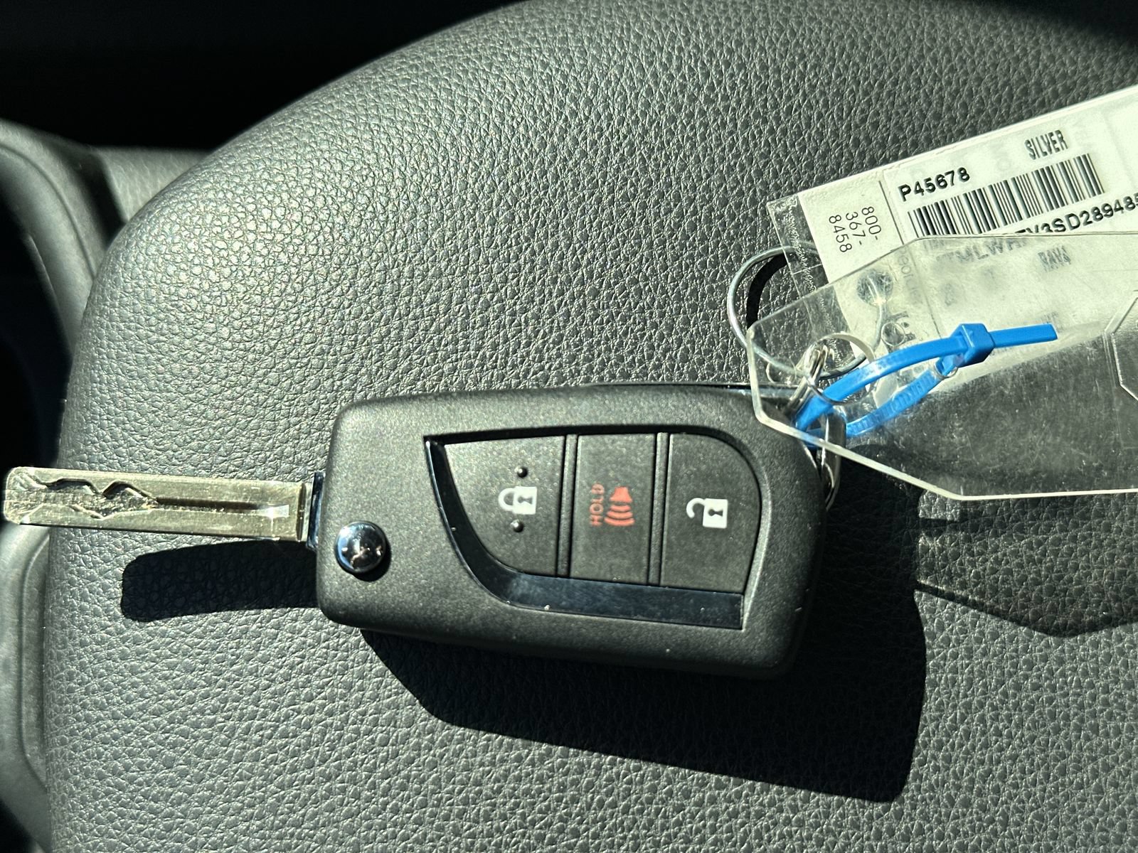 Used 2025 Toyota RAV4 LE AWD/4WD image 34