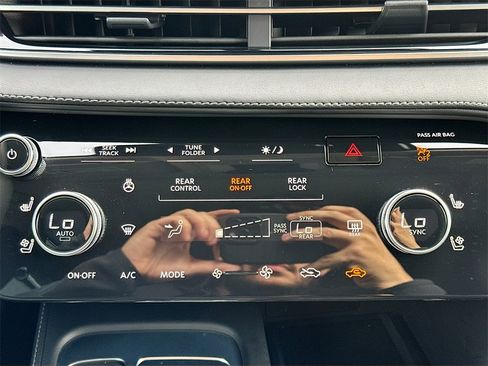 Certified 2026 INFINITI QX60 Luxe w/ Cargo Package image 17