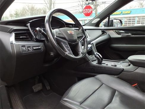 Certified 2022 Cadillac XT5 Premium Luxury w/ Technology Package image 12