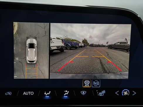 Used 2026 Chevrolet Equinox EV RS FWD image 48