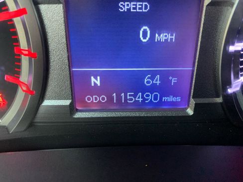 Used 2018 Toyota 4Runner SR5 Premium AWD/4WD image 30