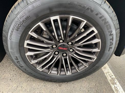 New 2026 GMC Yukon XL Elevation w/ LPO, Get Active Package image 8