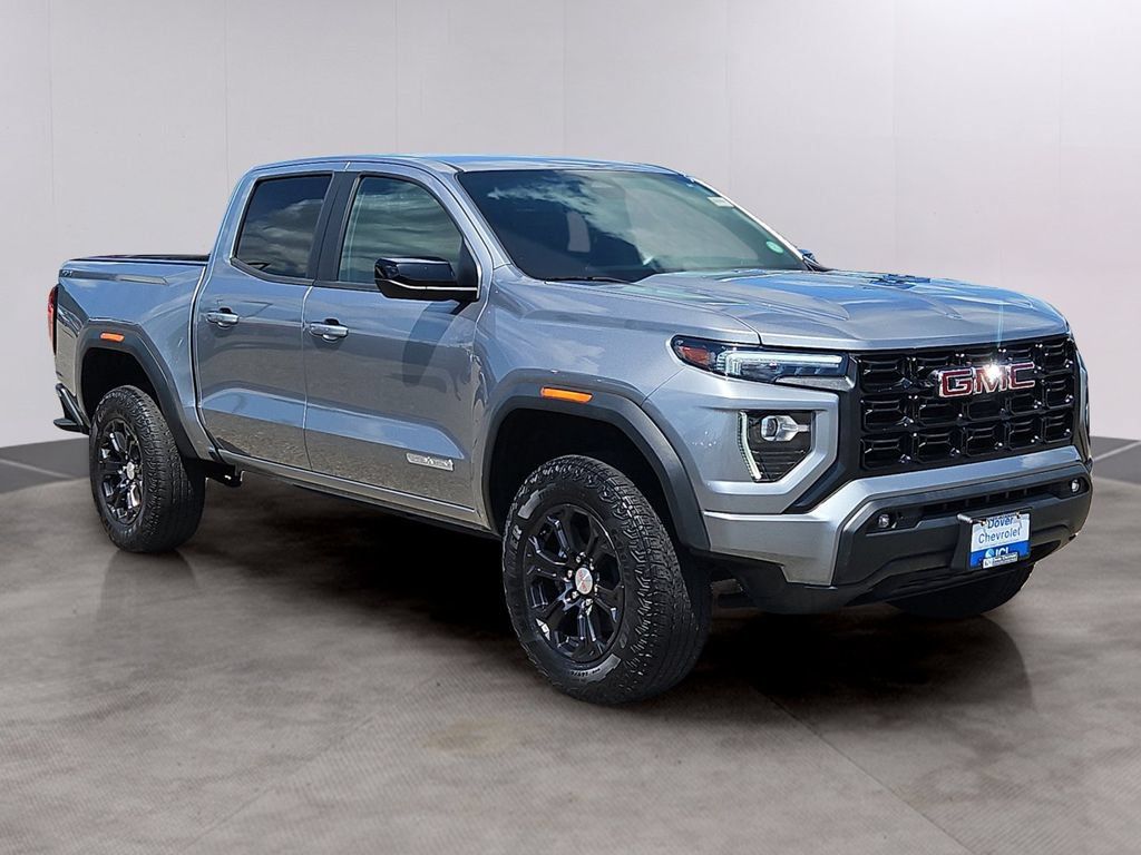 Certified 2024 GMC Canyon Elevation w/ Elevation Premium Package AWD/4WD image 3