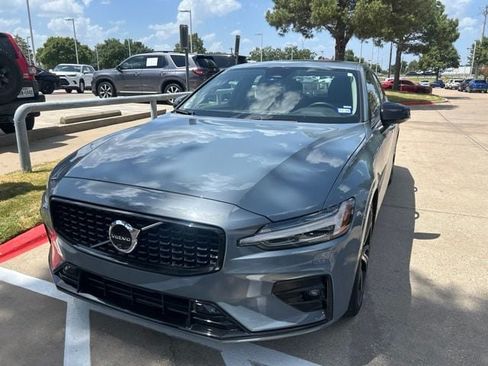 Used 2024 Volvo S60 B5 Plus FWD image 10