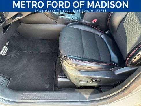 Used 2024 Ford Escape ST-Line FWD image 11