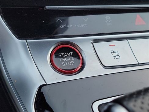 Used 2021 Audi RS 7 4.0T w/ Carbon Optic Package image 12