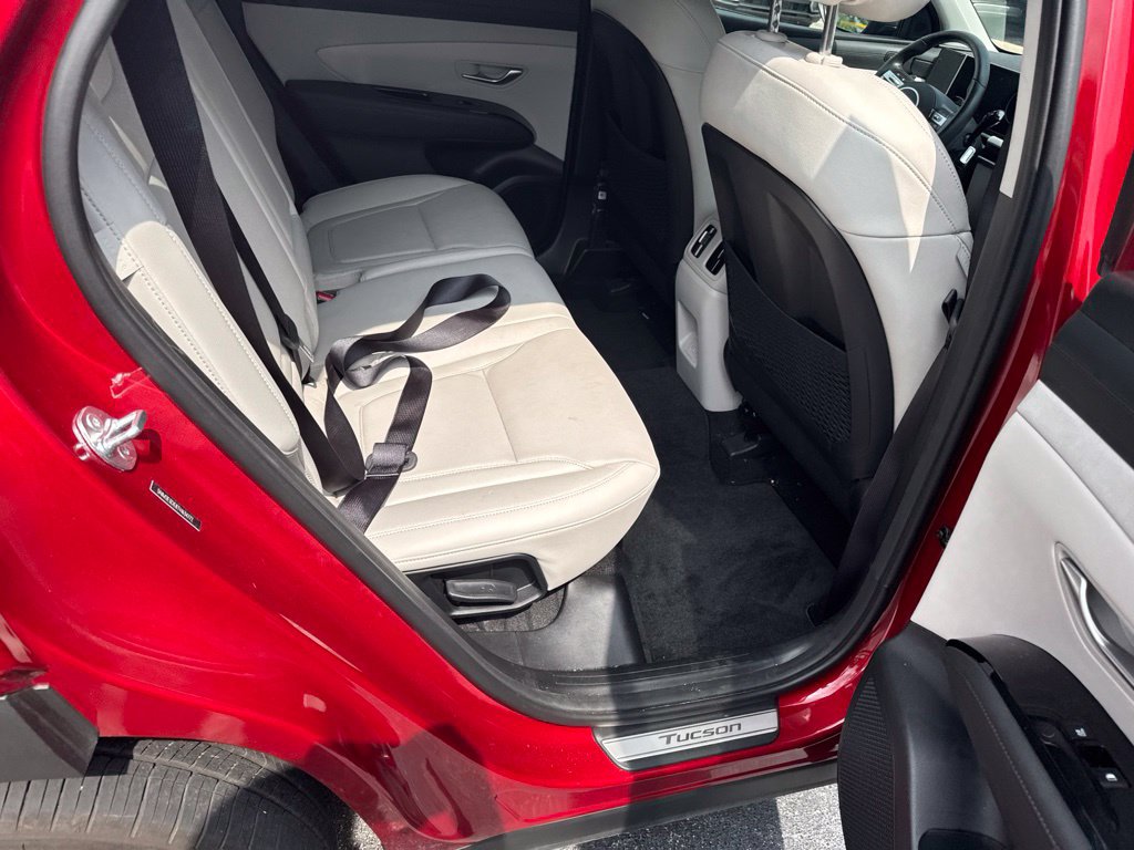 Used 2026 Hyundai Tucson Limited FWD image 13