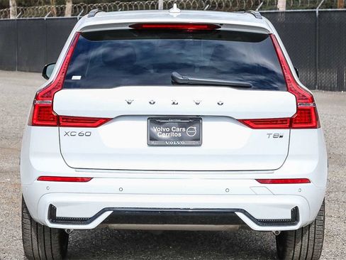 New 2025 Volvo XC60 T8 Ultra w/ Protection Package Premier image 7
