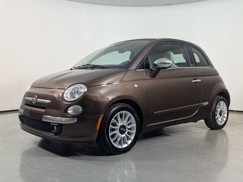 Used 2013 FIAT 500 Lounge w/ Luxury Leather Pkg FWD image 3