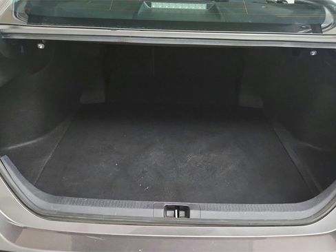 Used 2022 Toyota Camry SE image 13