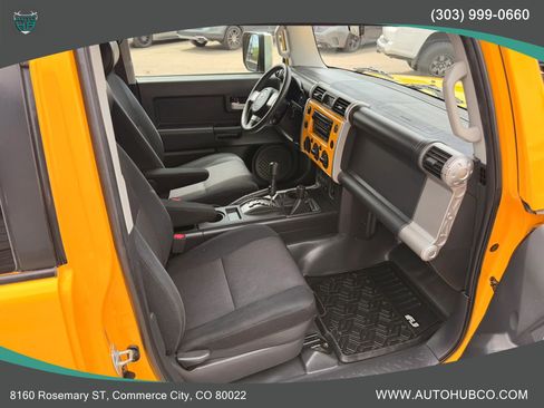 Used 2007 Toyota FJ Cruiser 4WD image 12